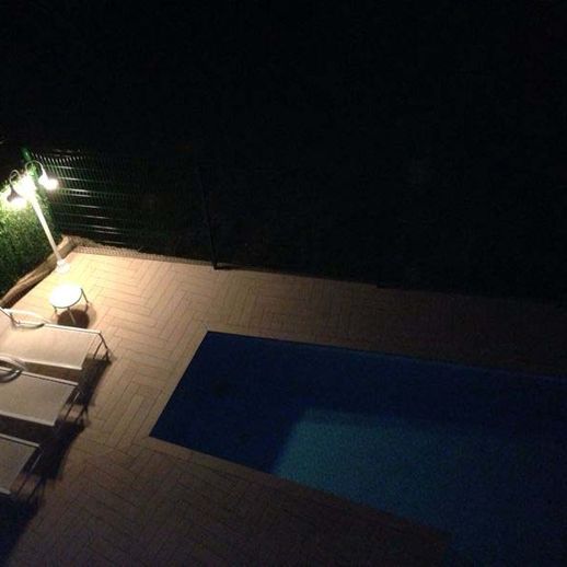 Piscinas Oruña luces de piscina